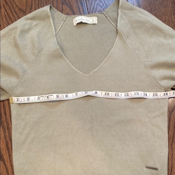 Light Green V-Neck Sweater - Picture 8 of 8